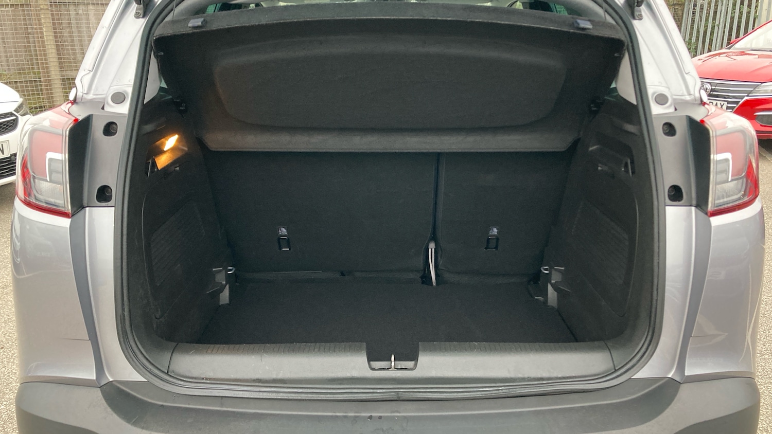 Used Vauxhall Crossland X 2020 for sale - 77447022: Photo 4