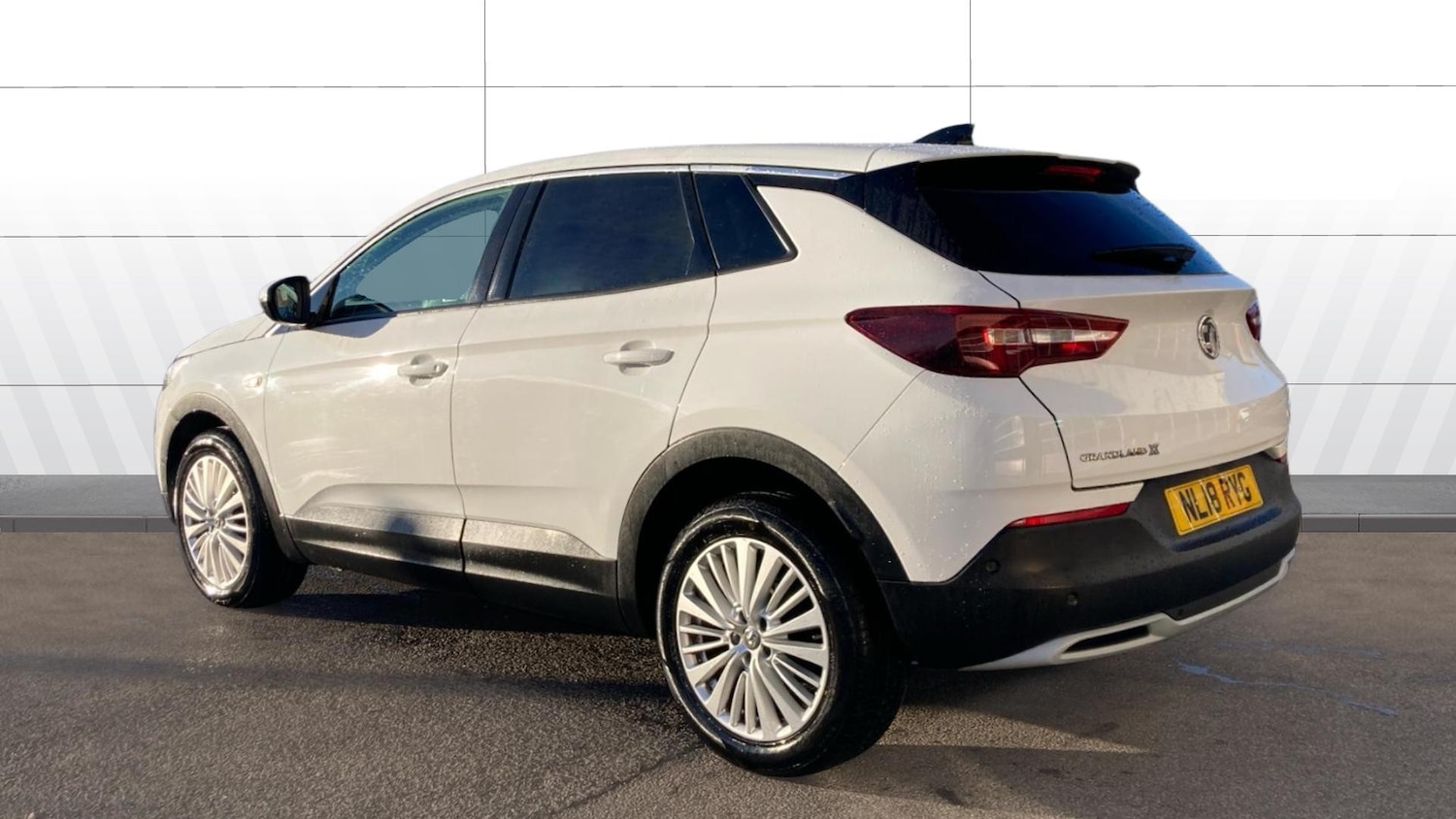 Used Vauxhall Grandland X 2018 for sale - 77061487: Photo 2
