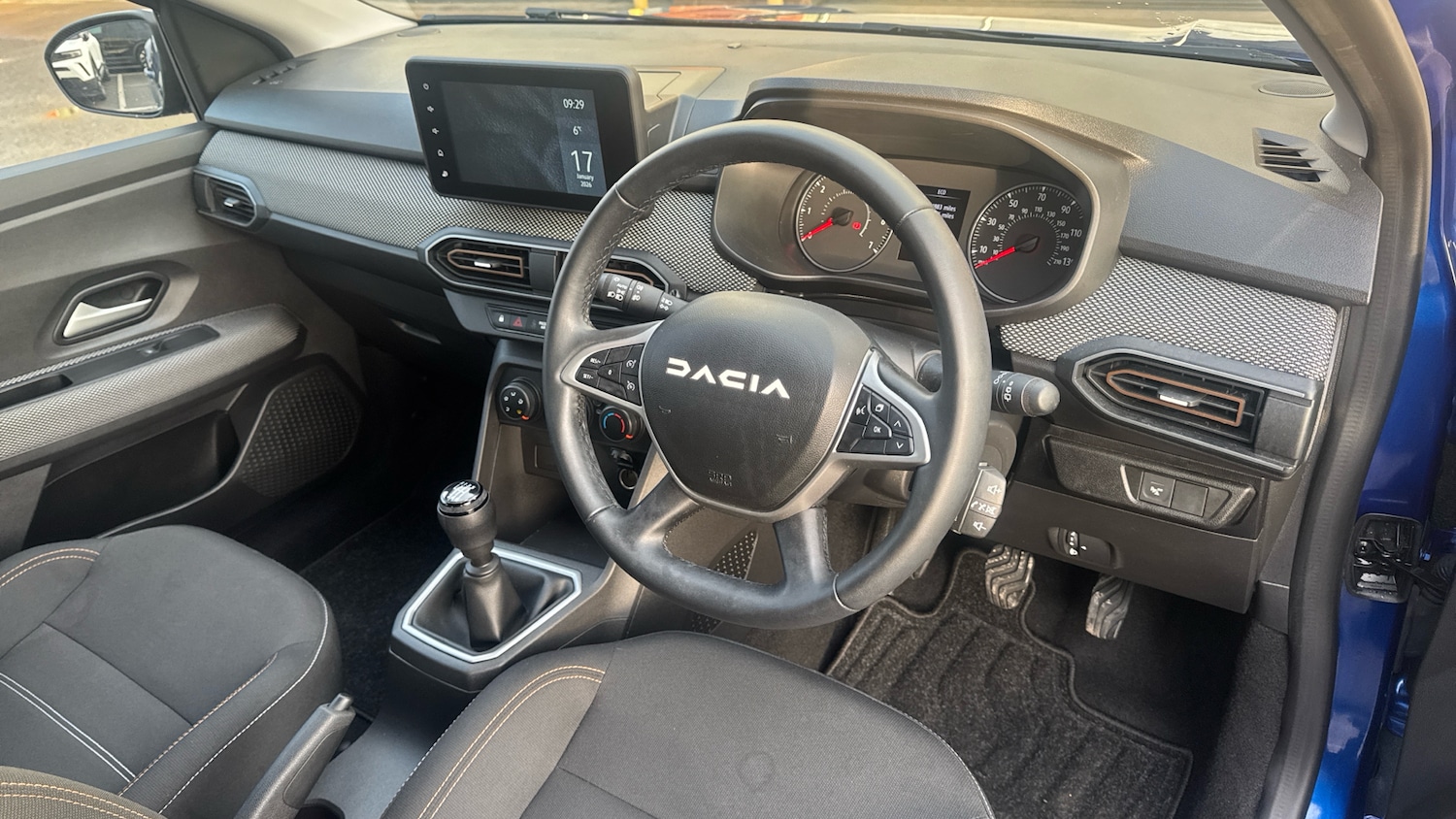 Used Dacia Sandero Stepway 2024 for sale - 77225680: Photo 11