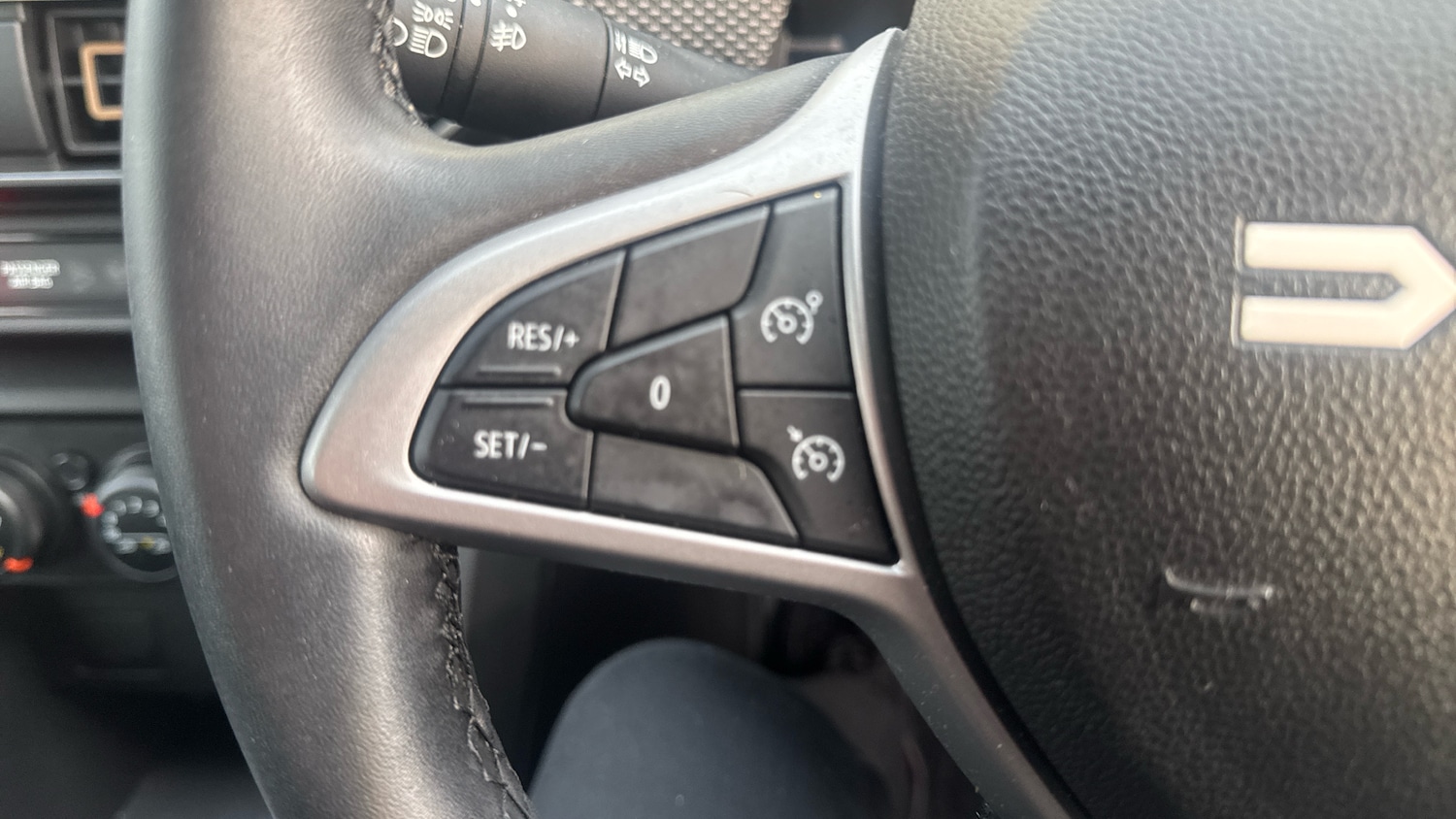 Used Dacia Sandero Stepway 2024 for sale - 77225680: Photo 37