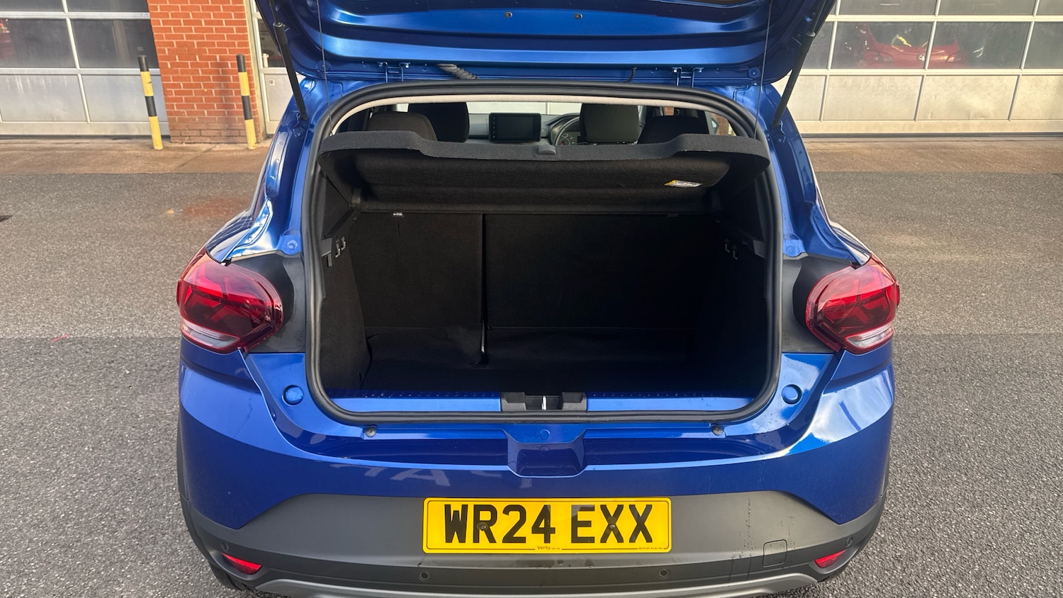 Used Dacia Sandero Stepway 2024 for sale - 77225680: Photo 4