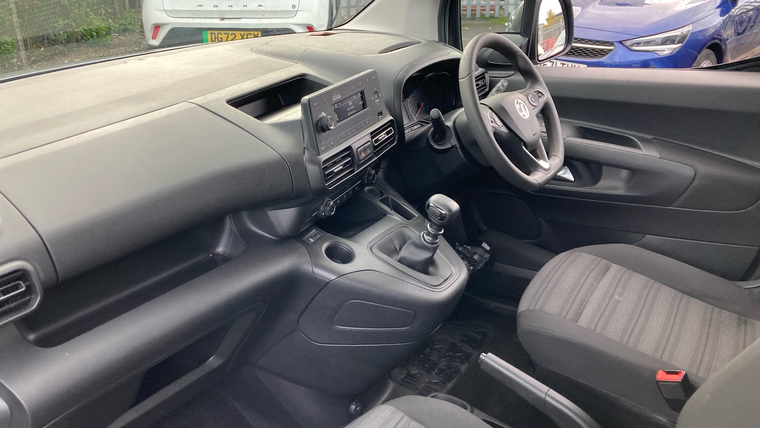 Used Vauxhall Combo Life 2022 for sale - 76362825: Photo 9