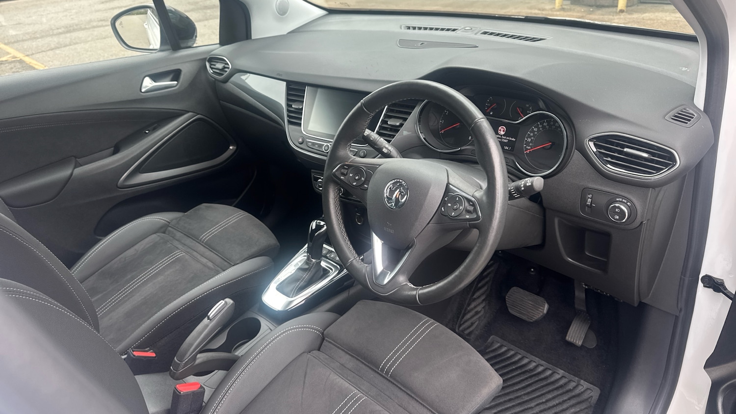 Used Vauxhall Crossland 2023 for sale - 78176404: Photo 11