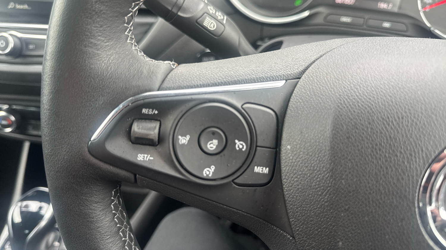 Used Vauxhall Crossland 2023 for sale - 78176404: Photo 44