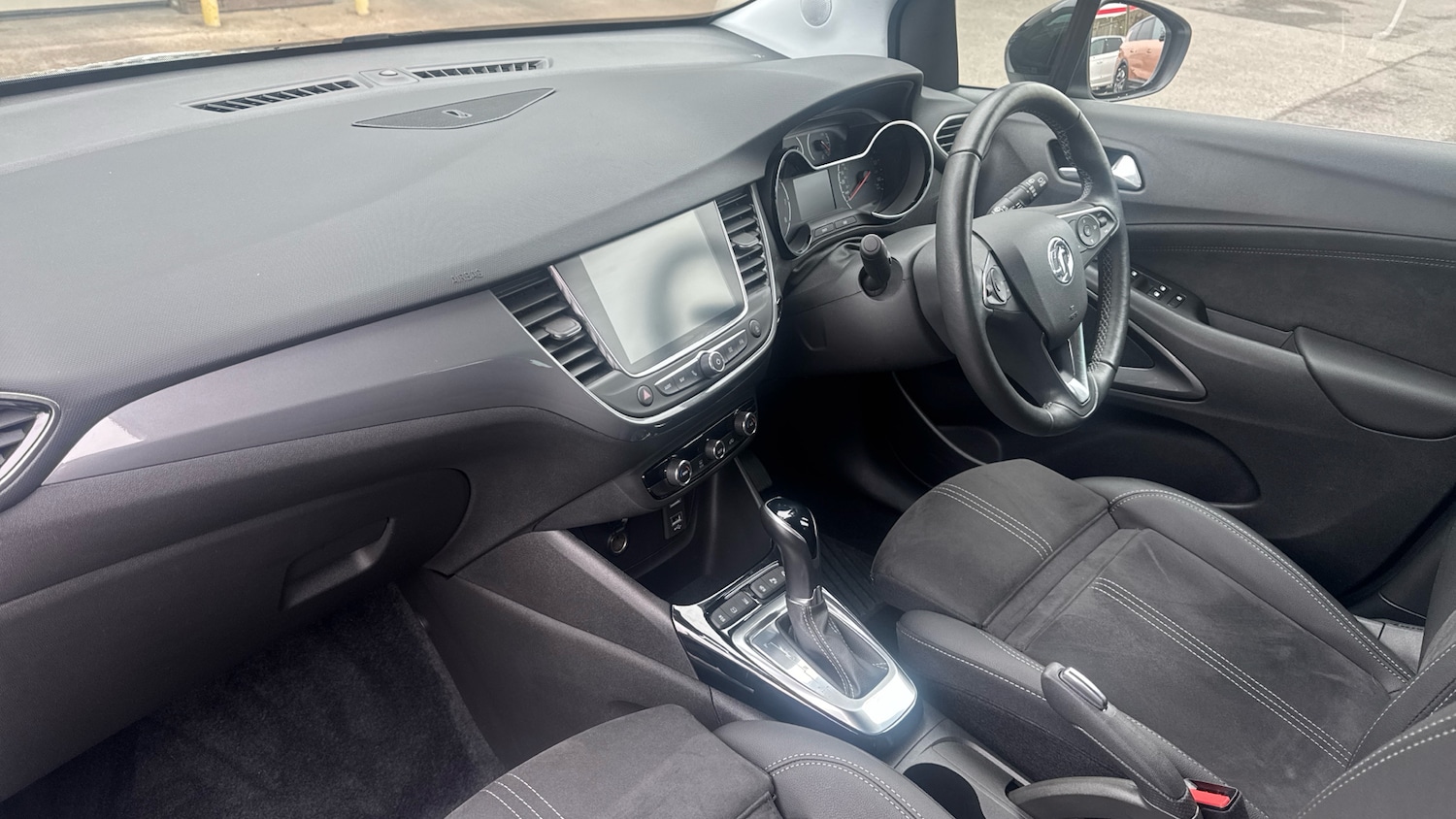 Used Vauxhall Crossland 2023 for sale - 78176404: Photo 9