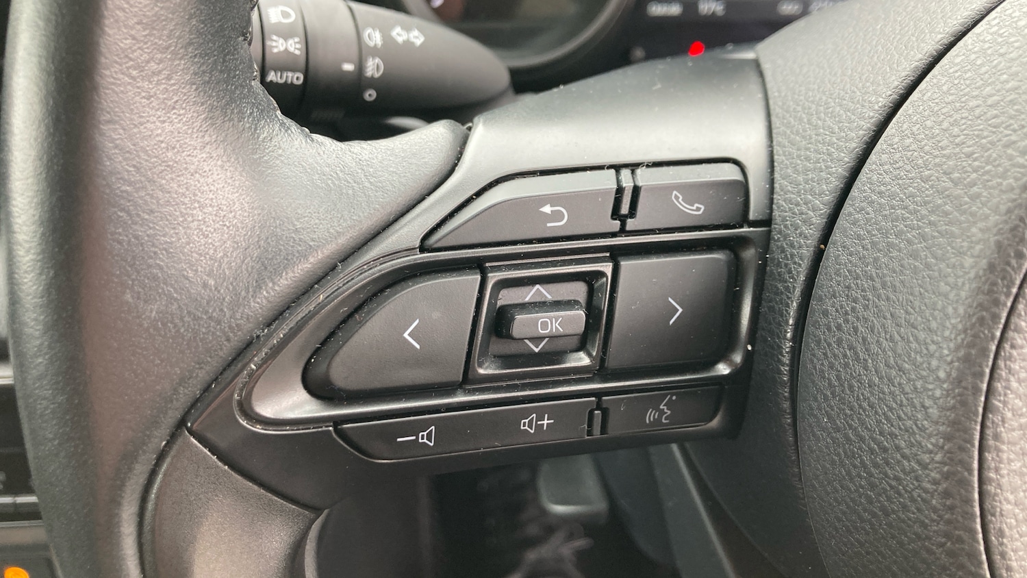 Used Toyota Yaris 2022 for sale - 76157670: Photo 21