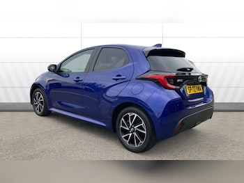 Used Toyota Yaris 2022 for sale - 76157670: Photo 2