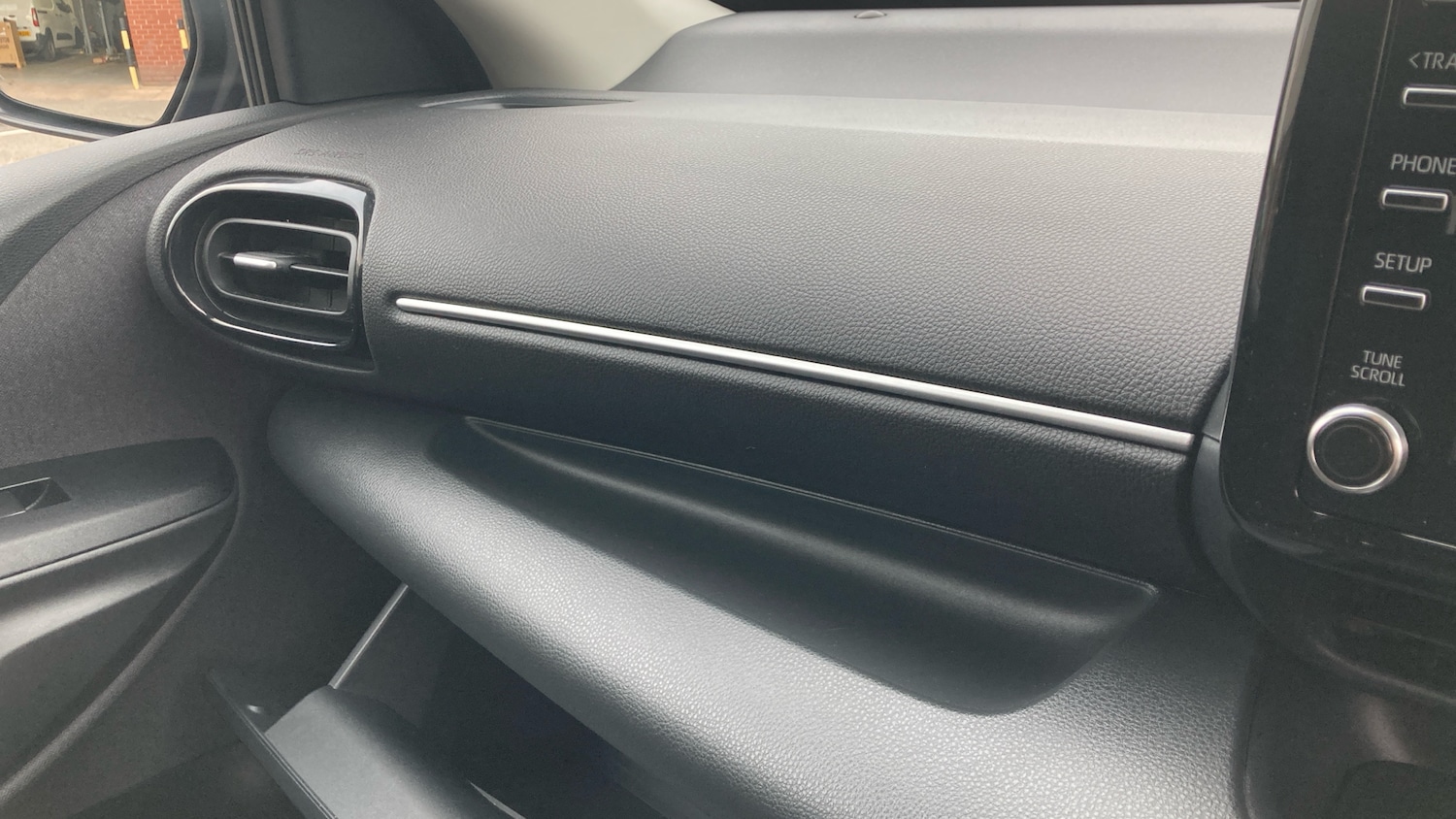Used Toyota Yaris 2022 for sale - 76157670: Photo 34
