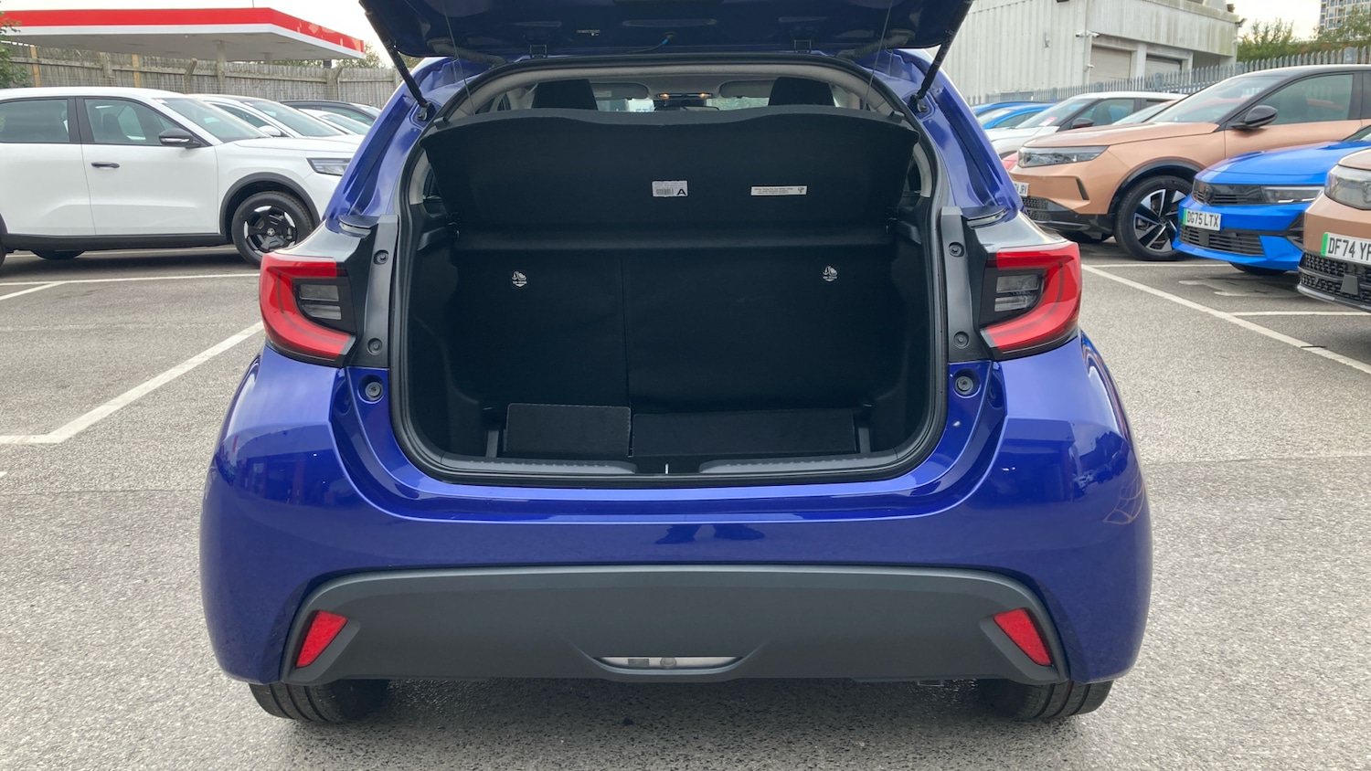 Used Toyota Yaris 2022 for sale - 76157670: Photo 4