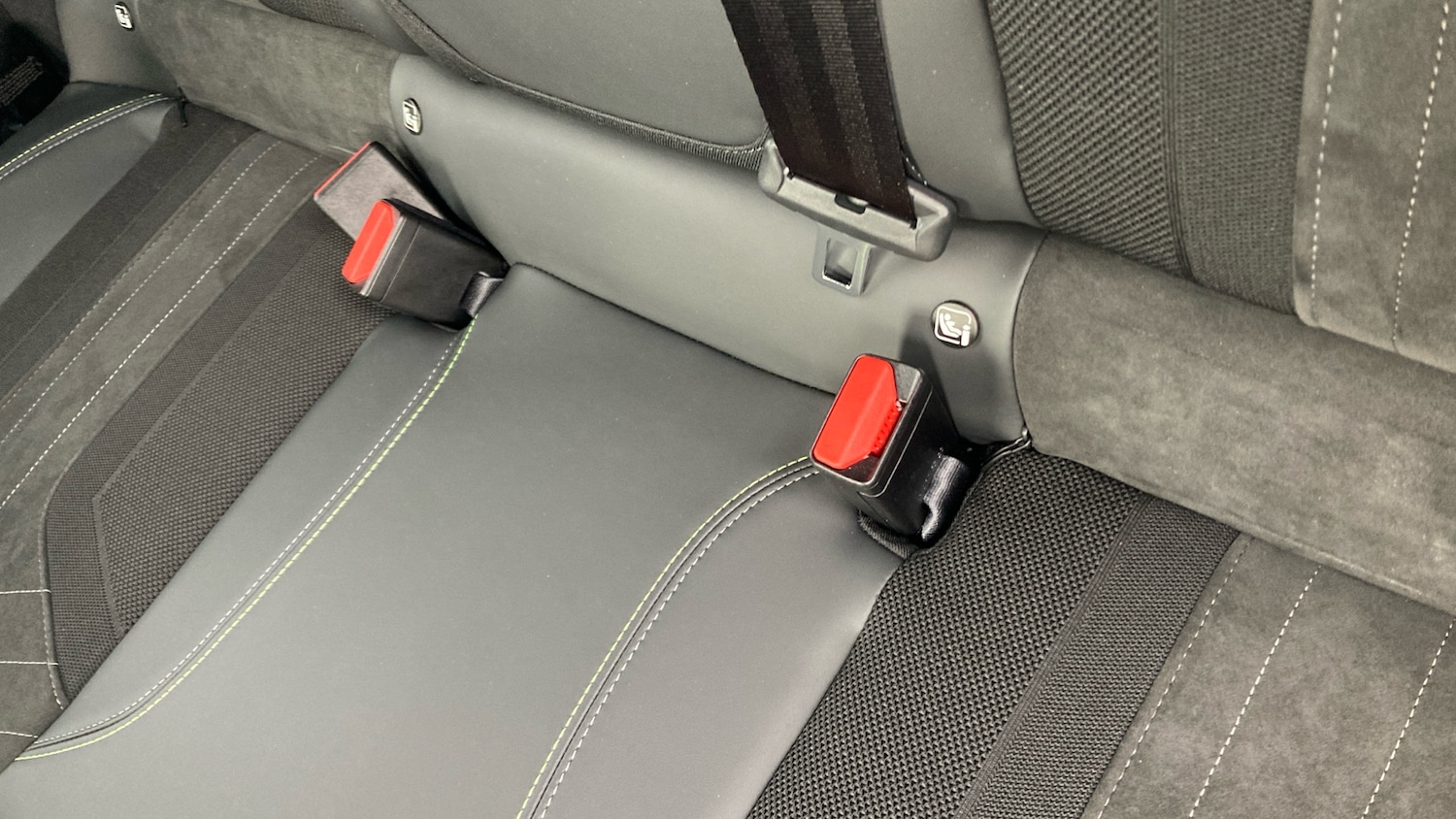 Used Peugeot 2008 2022 for sale - 76945790: Photo 17