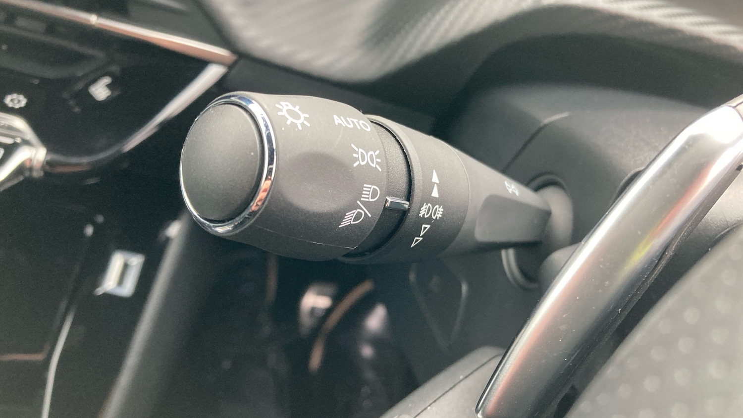 Used Peugeot 2008 2022 for sale - 76945790: Photo 24