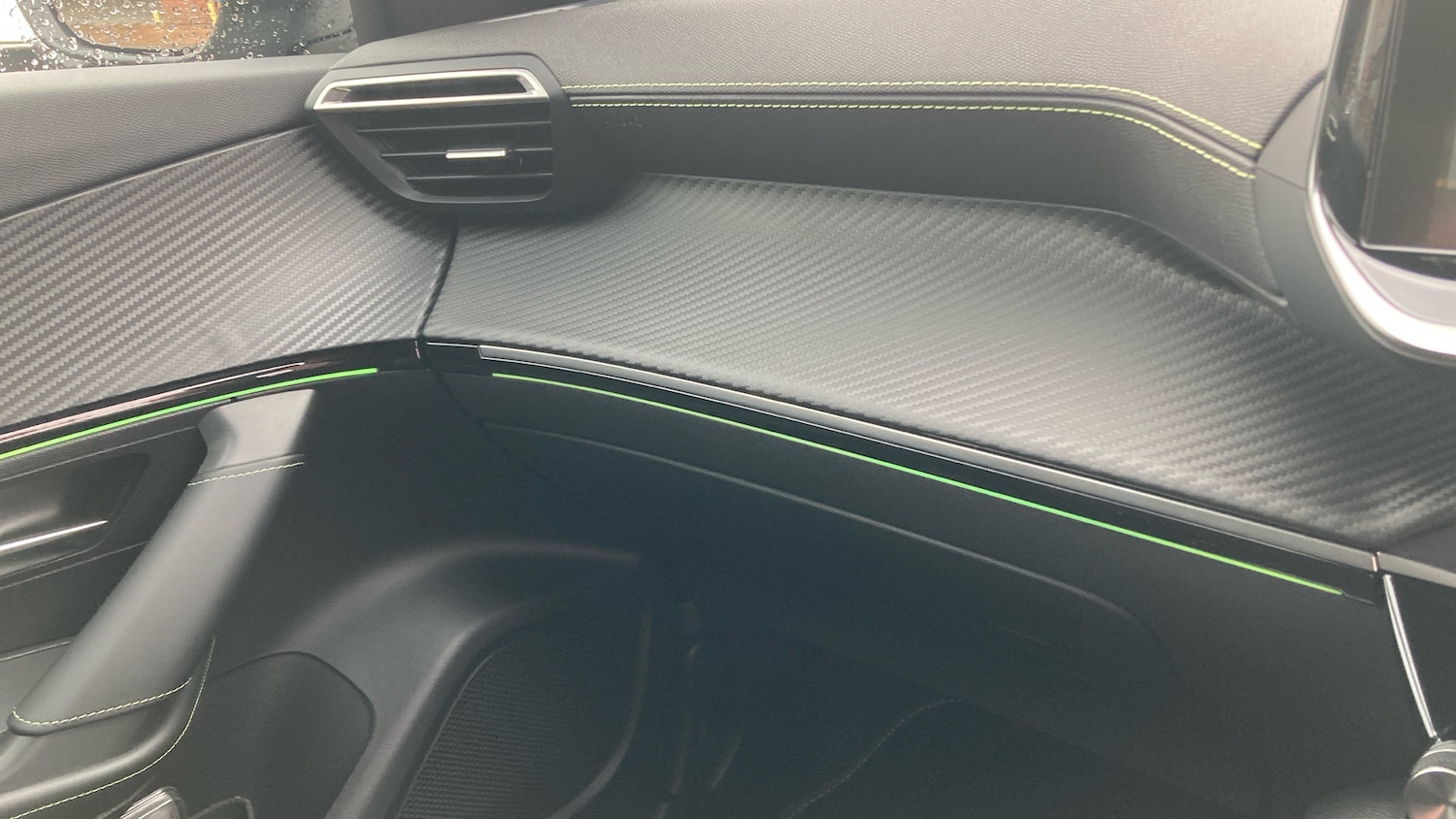 Used Peugeot 2008 2022 for sale - 76945790: Photo 31