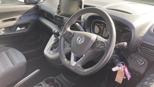 Used Vauxhall Combo Life 2022 for sale - 76196370: Photo 11