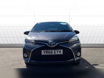 Used Toyota Yaris 2017 for sale - 78995682: Photo