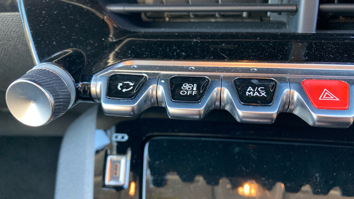 Used Peugeot 208 2024 for sale - 76696914: Photo 41