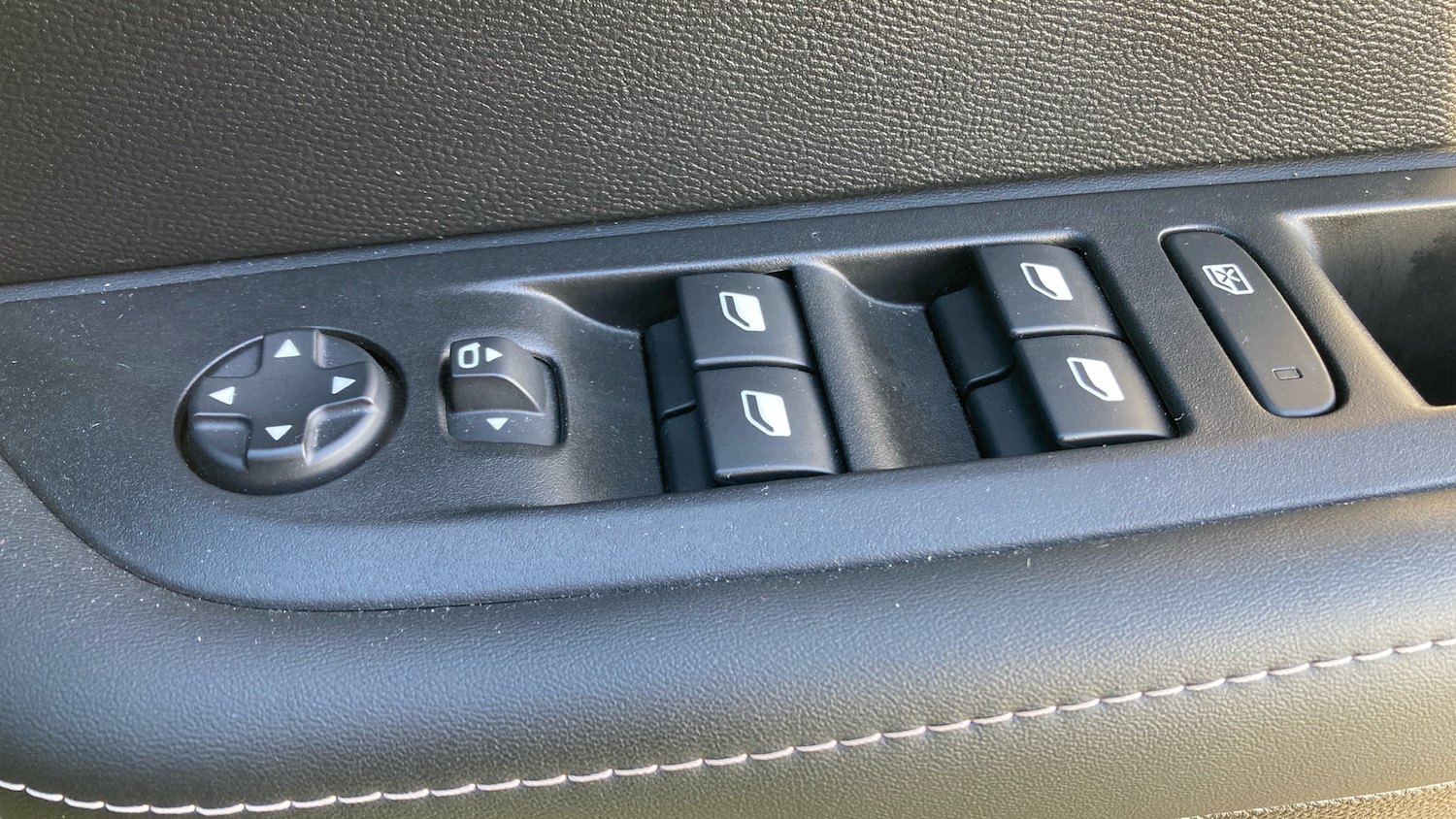 Used Peugeot 208 2024 for sale - 76696914: Photo 46