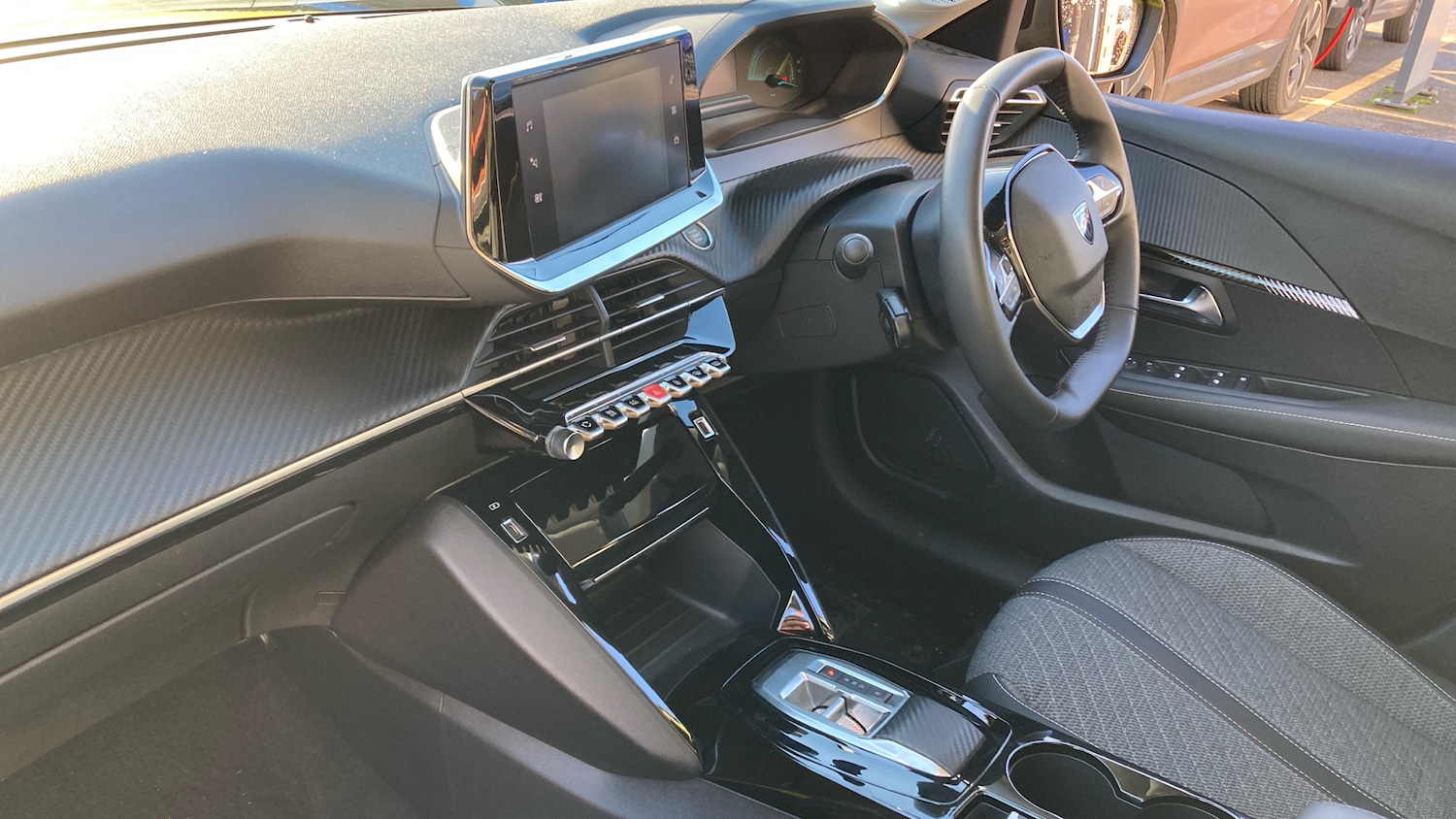 Used Peugeot 208 2024 for sale - 76696914: Photo 9