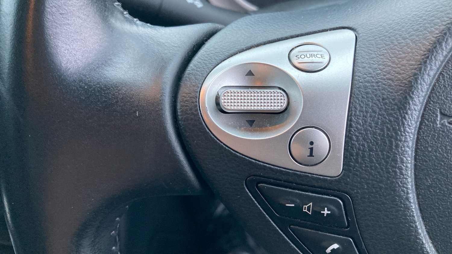 Used Nissan Juke 2019 for sale - 76722728: Photo 28