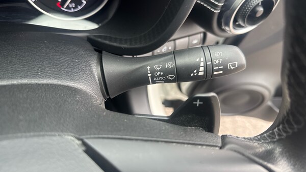 Used Nissan Juke 2022 for sale - 76157671: Photo 48