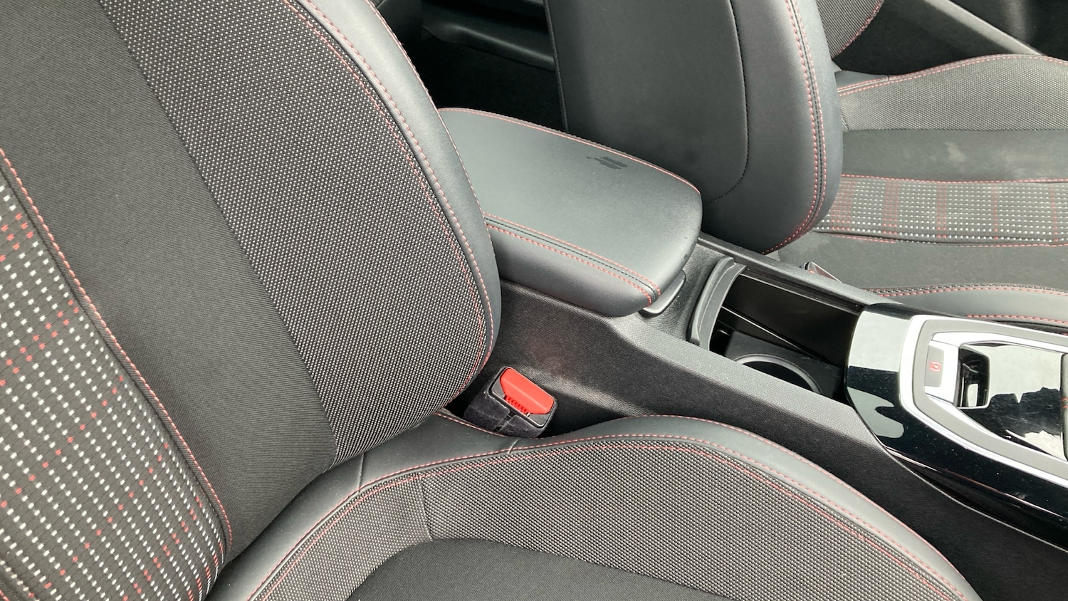 Used Peugeot 308 2019 for sale - 77845165: Photo 38