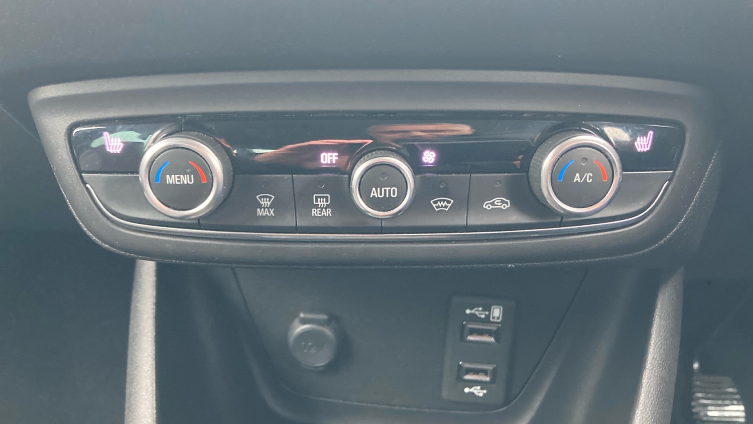 Used Vauxhall Crossland X 2018 for sale - 77883849: Photo 26