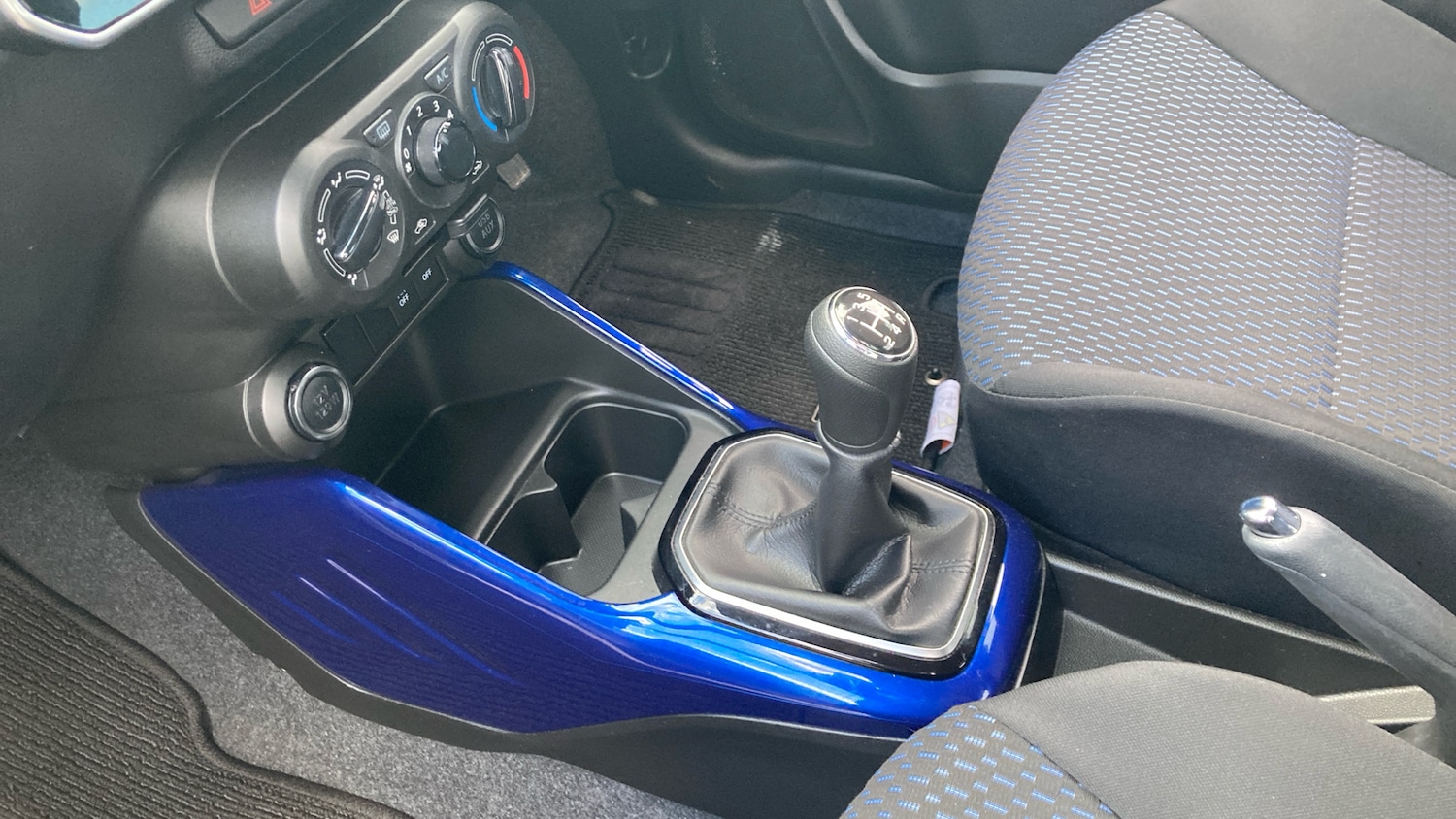 Used Suzuki Ignis 2024 for sale - 76366226: Photo 13