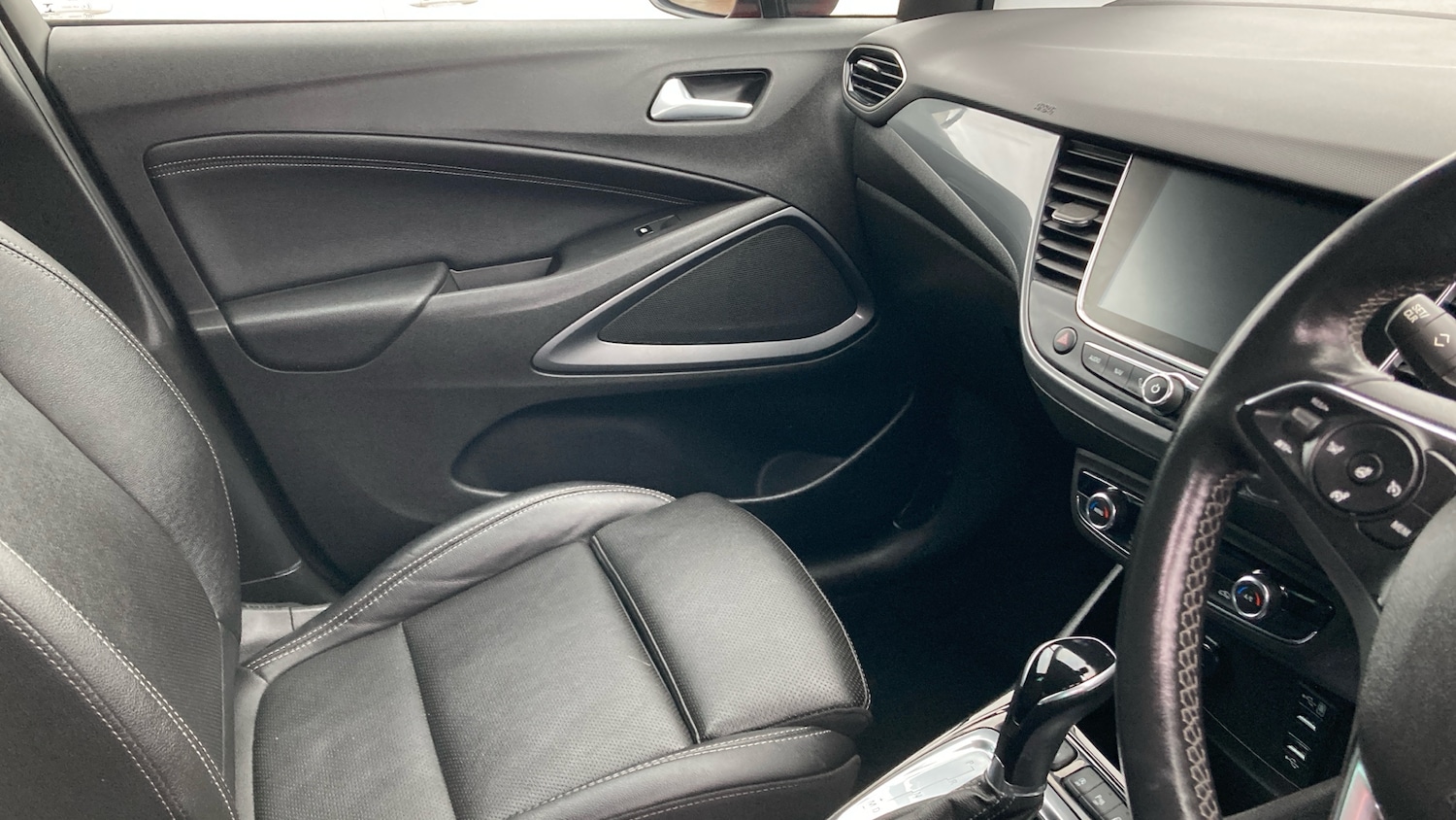 Used Vauxhall Crossland 2022 for sale - 76818733: Photo 14