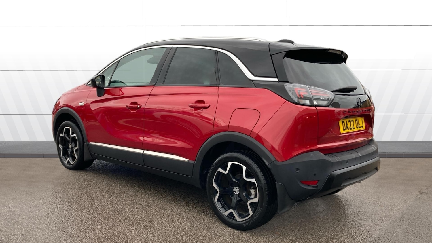 Used Vauxhall Crossland 2022 for sale - 76818733: Photo 2