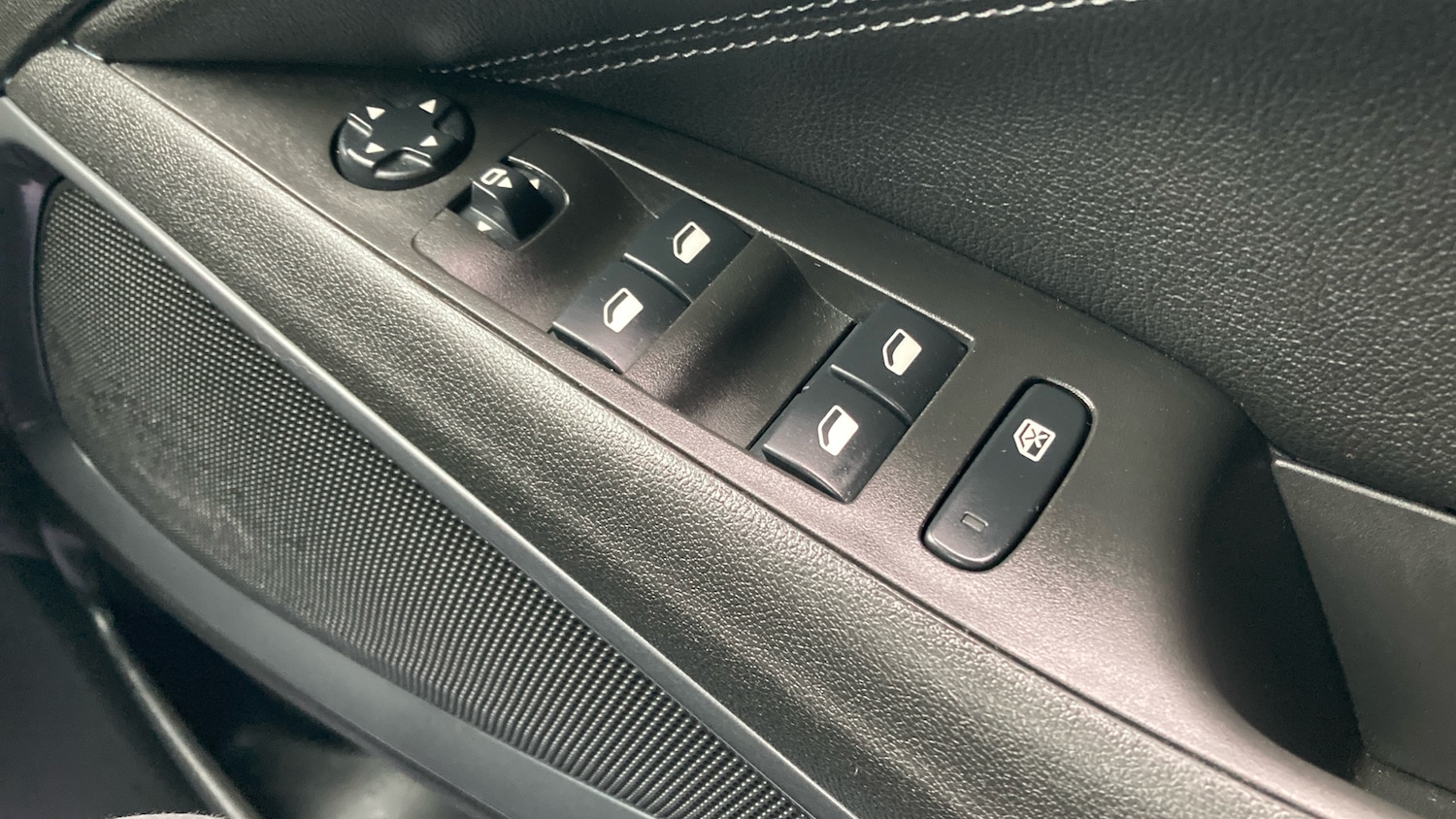 Used Vauxhall Crossland 2022 for sale - 76818733: Photo 24