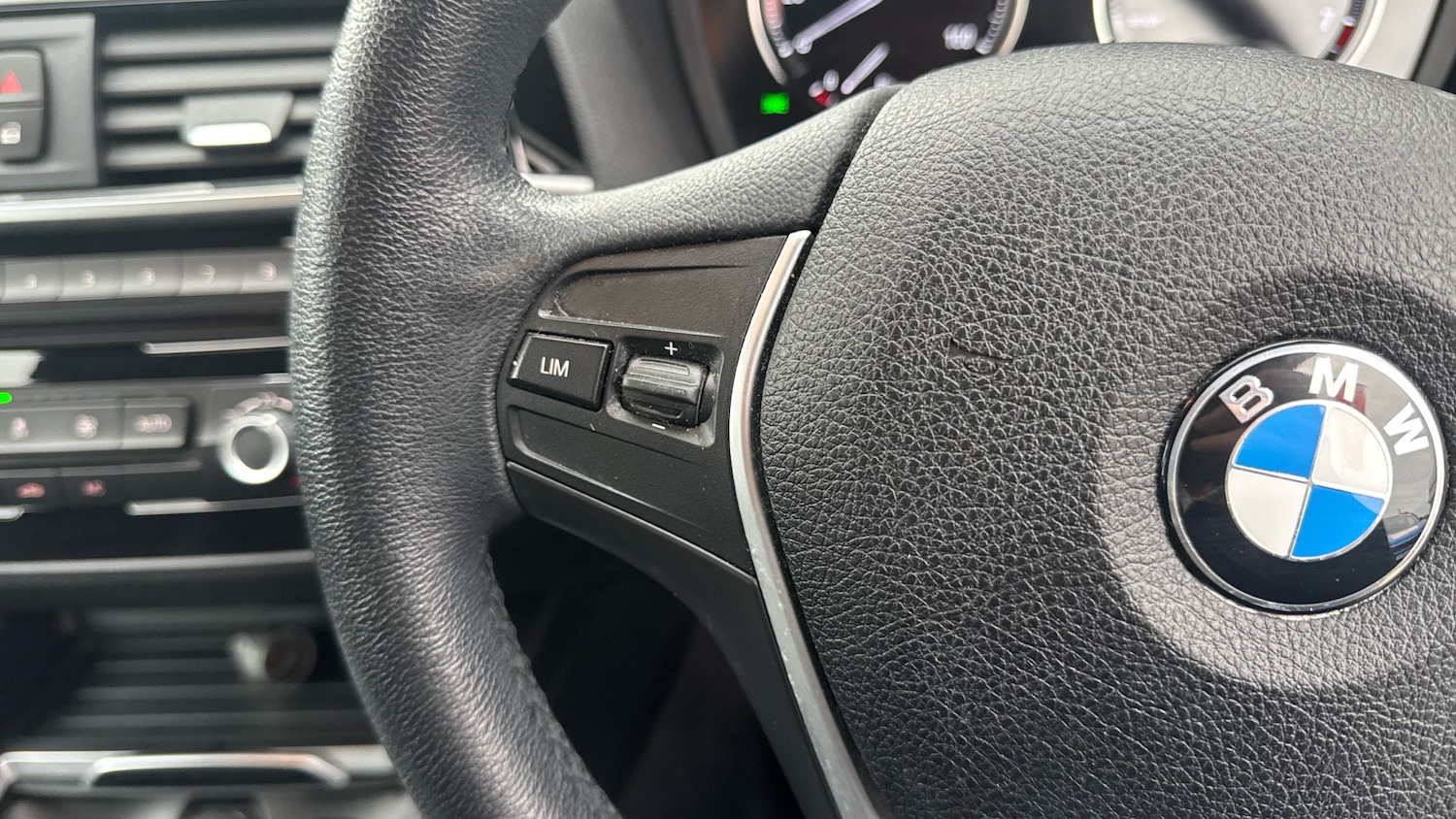 Used BMW 1 Series 2019 for sale - 77336474: Photo 35