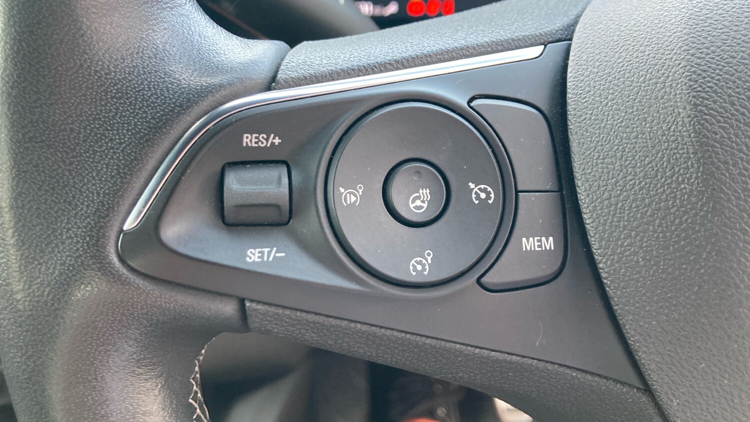 Used Vauxhall Mokka 2023 for sale - 76252586: Photo 21