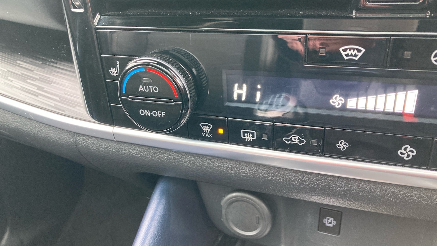 Used Nissan Qashqai 2024 for sale - 77135650: Photo 29