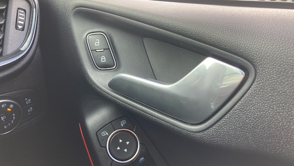 Used Ford Fiesta 2019 for sale - 76287842: Photo 24