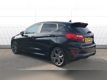 Used Ford Fiesta 2019 for sale - 76287842: Photo 2