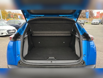 Used Peugeot 2008 2023 for sale - 77385020: Photo