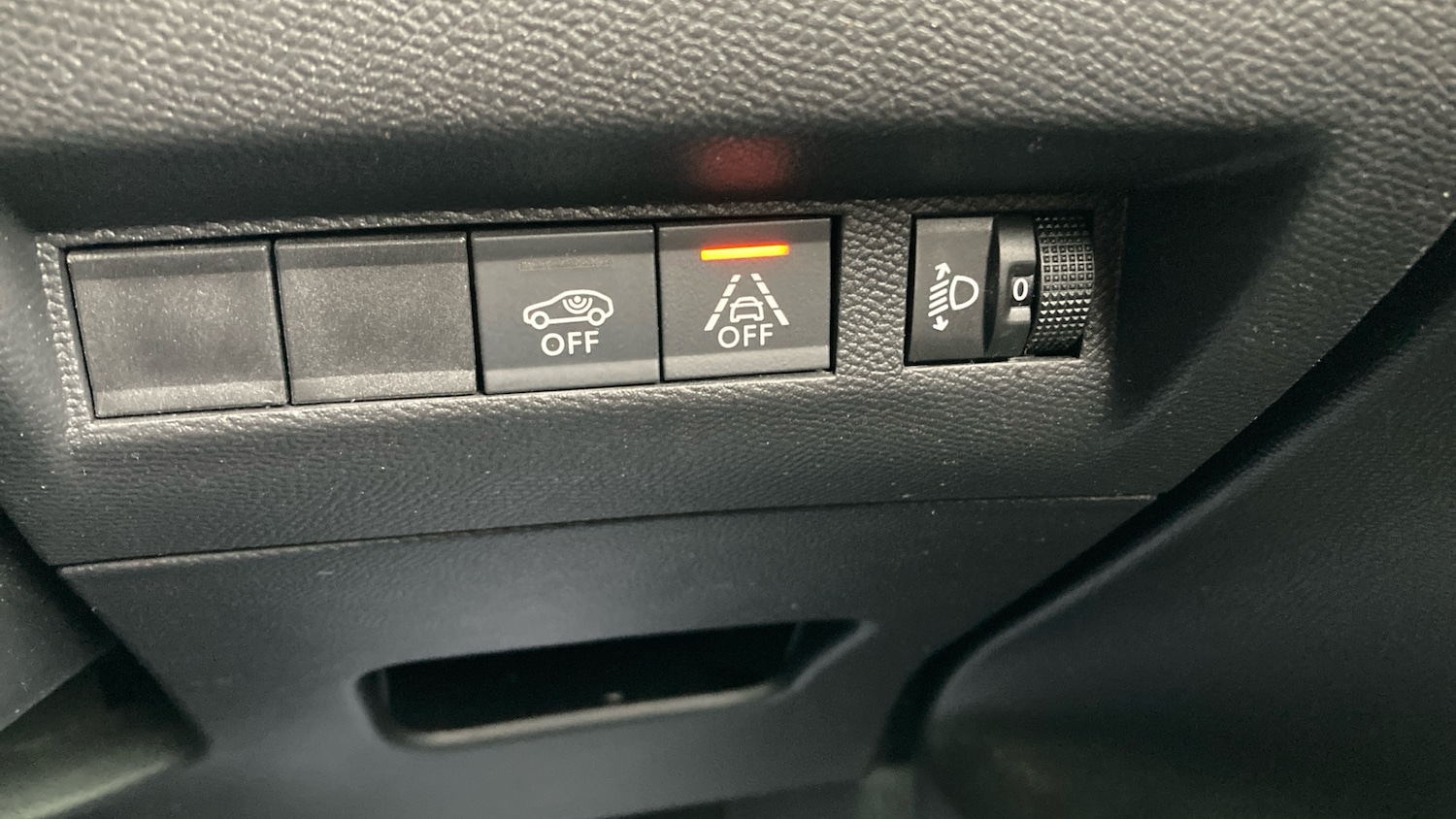 Used Peugeot 208 2023 for sale - 76722724: Photo 24