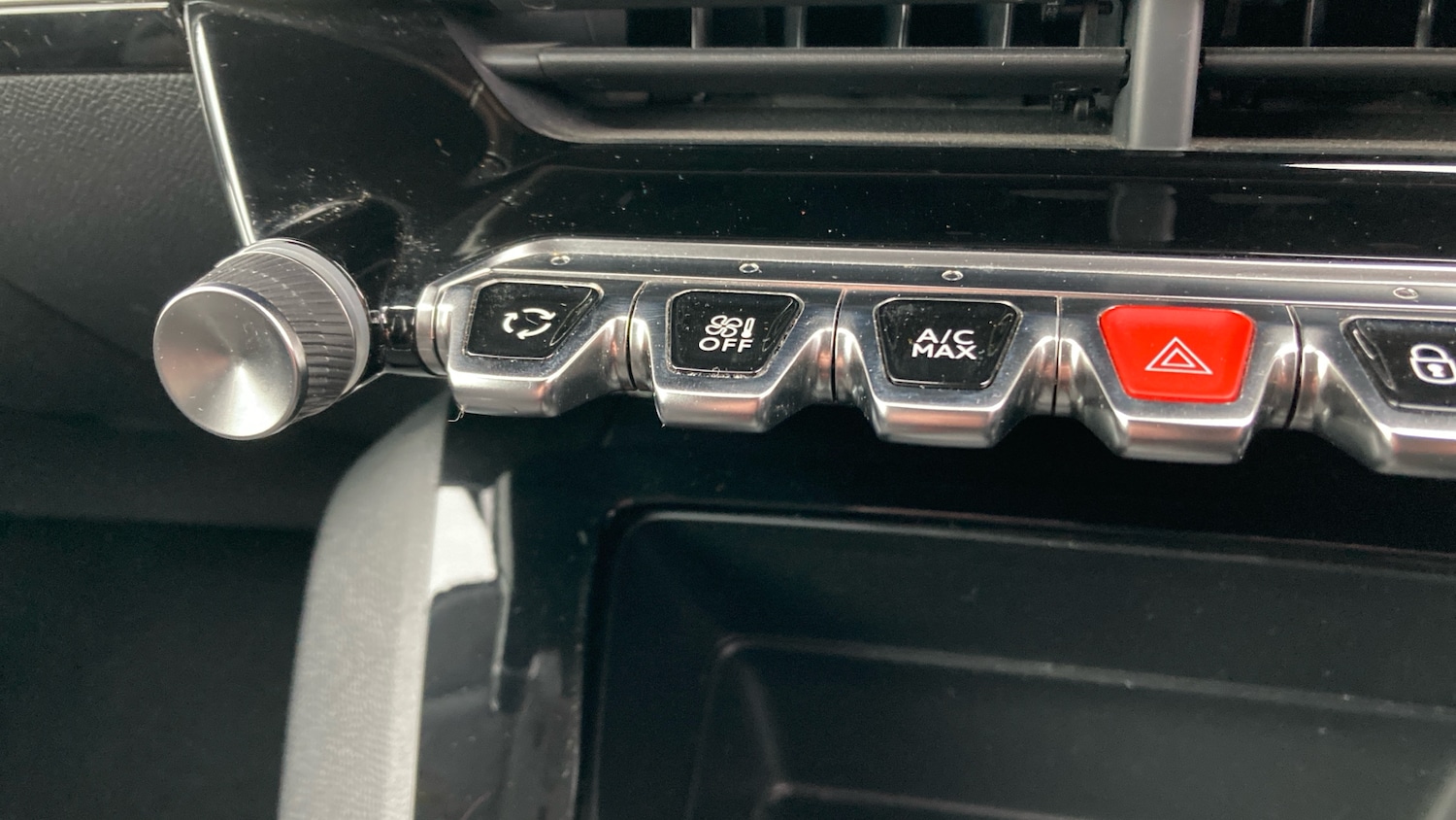 Used Peugeot 208 2023 for sale - 76722724: Photo 29