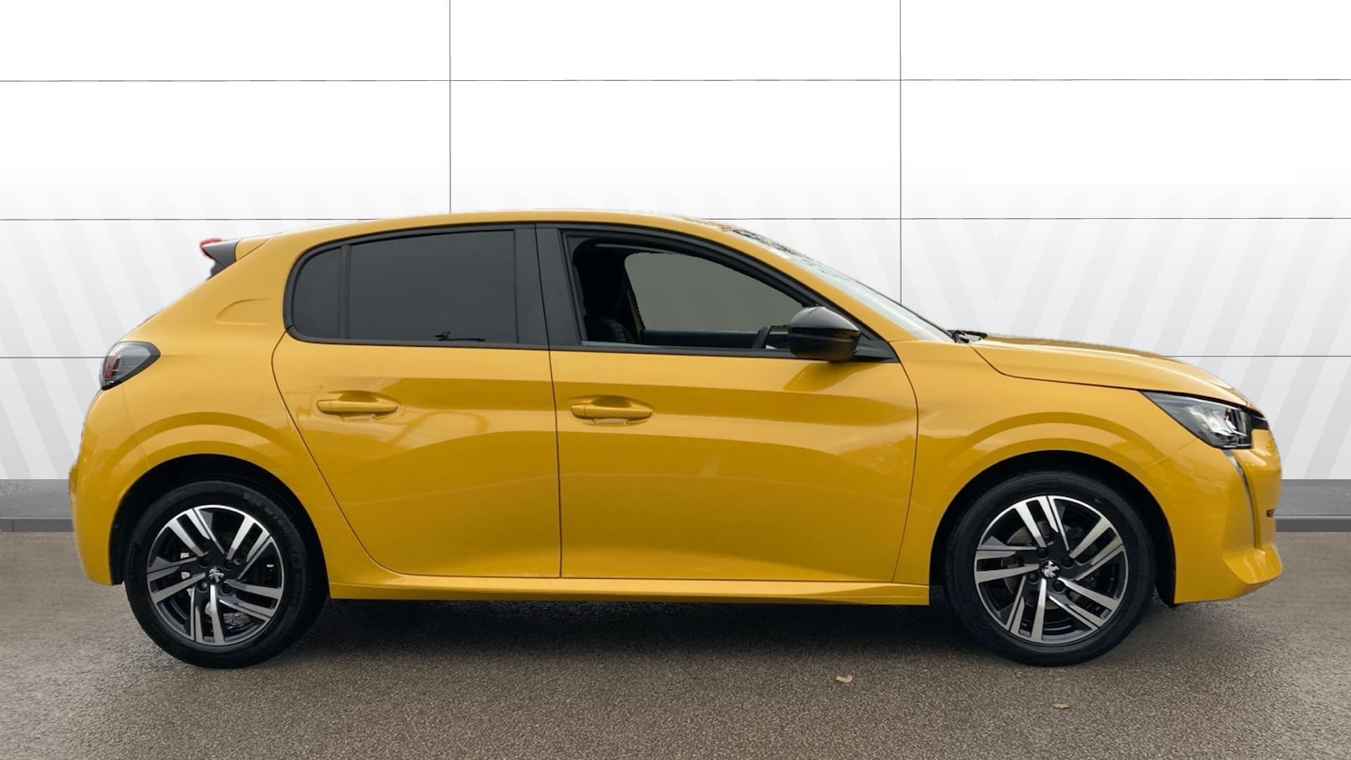 Used Peugeot 208 2023 for sale - 76722724: Photo 5