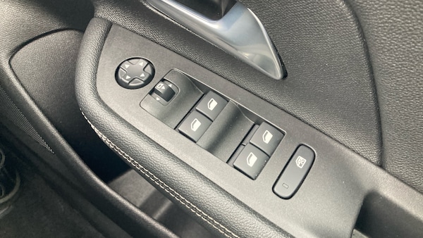 Used Vauxhall Mokka 2024 for sale - 76287839: Photo 24