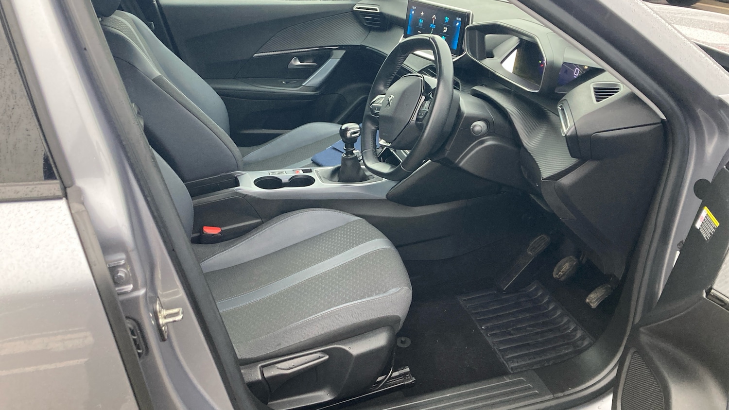 Used Peugeot 2008 2021 for sale - 76508030: Photo 47