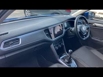 Used Volkswagen T-Roc 2022 for sale - 74972525: Photo