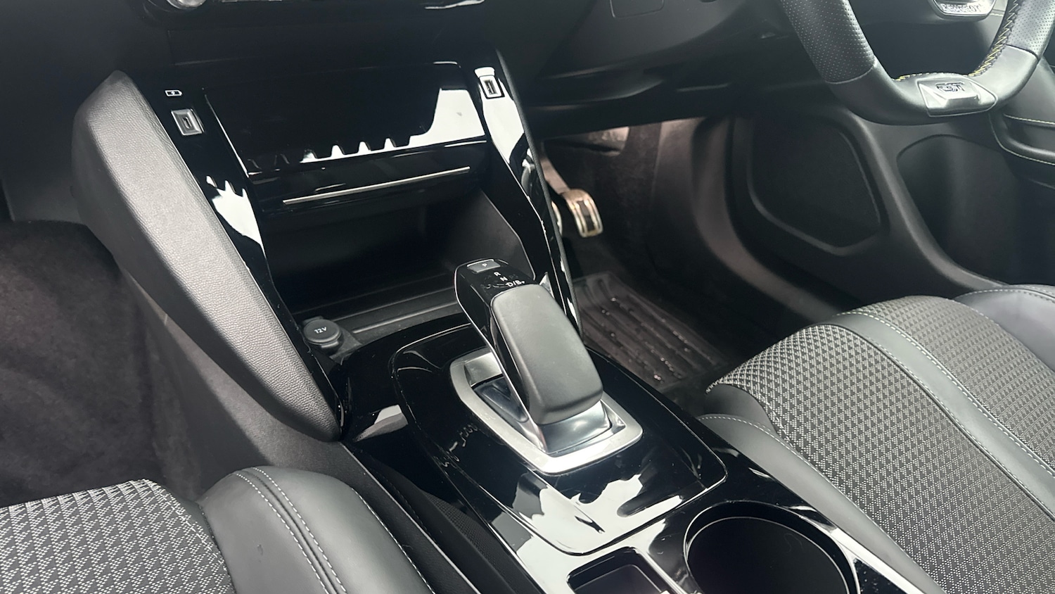 Used Peugeot 2008 2022 for sale - 77283676: Photo 13