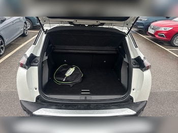 Used Peugeot 2008 2022 for sale - 77283676: Photo