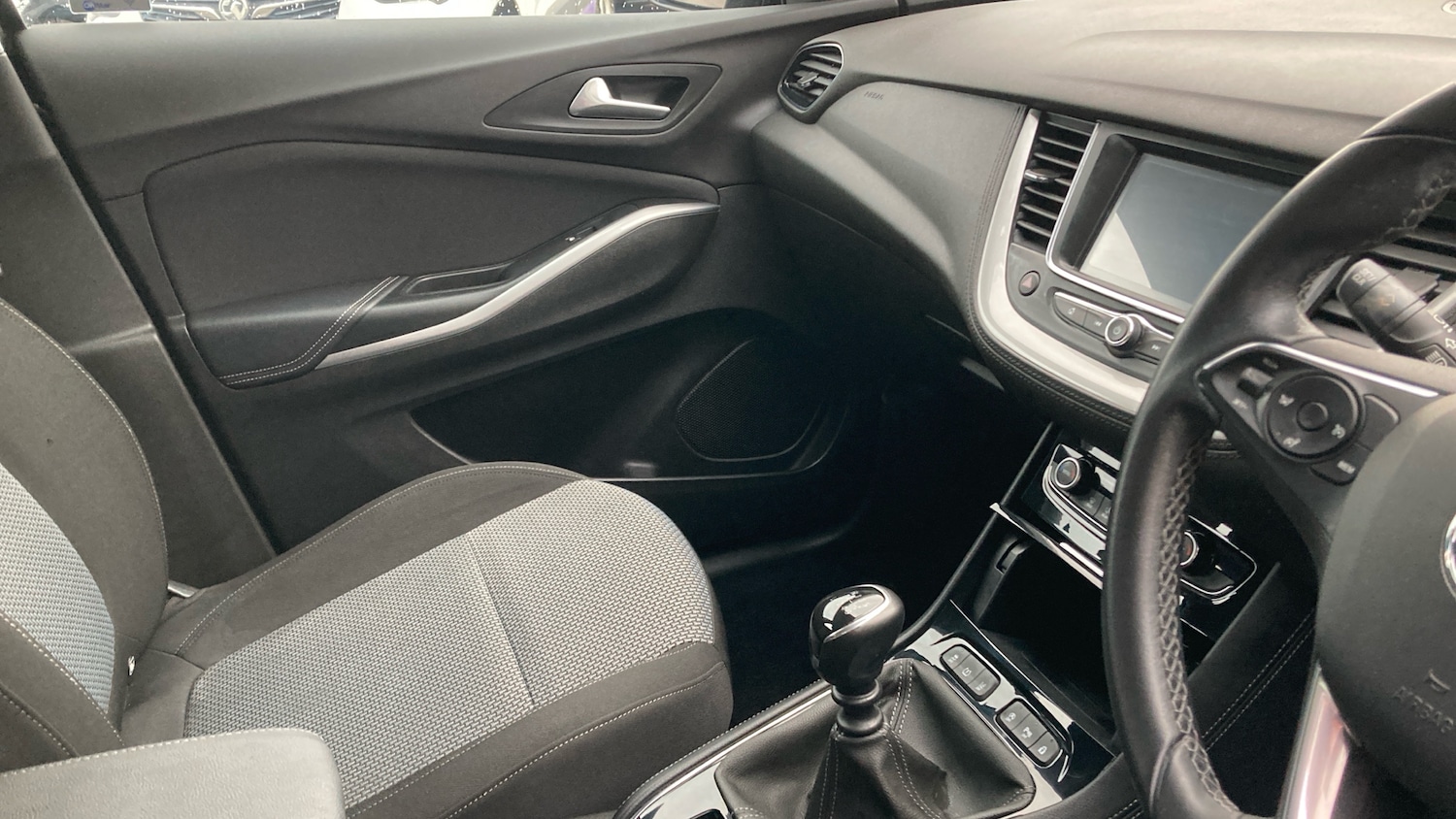 Used Vauxhall Grandland X 2018 for sale - 76922378: Photo 14