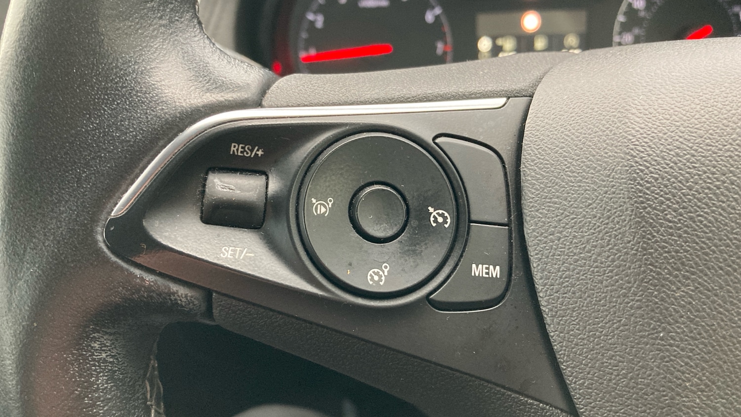 Used Vauxhall Grandland X 2018 for sale - 76922378: Photo 21