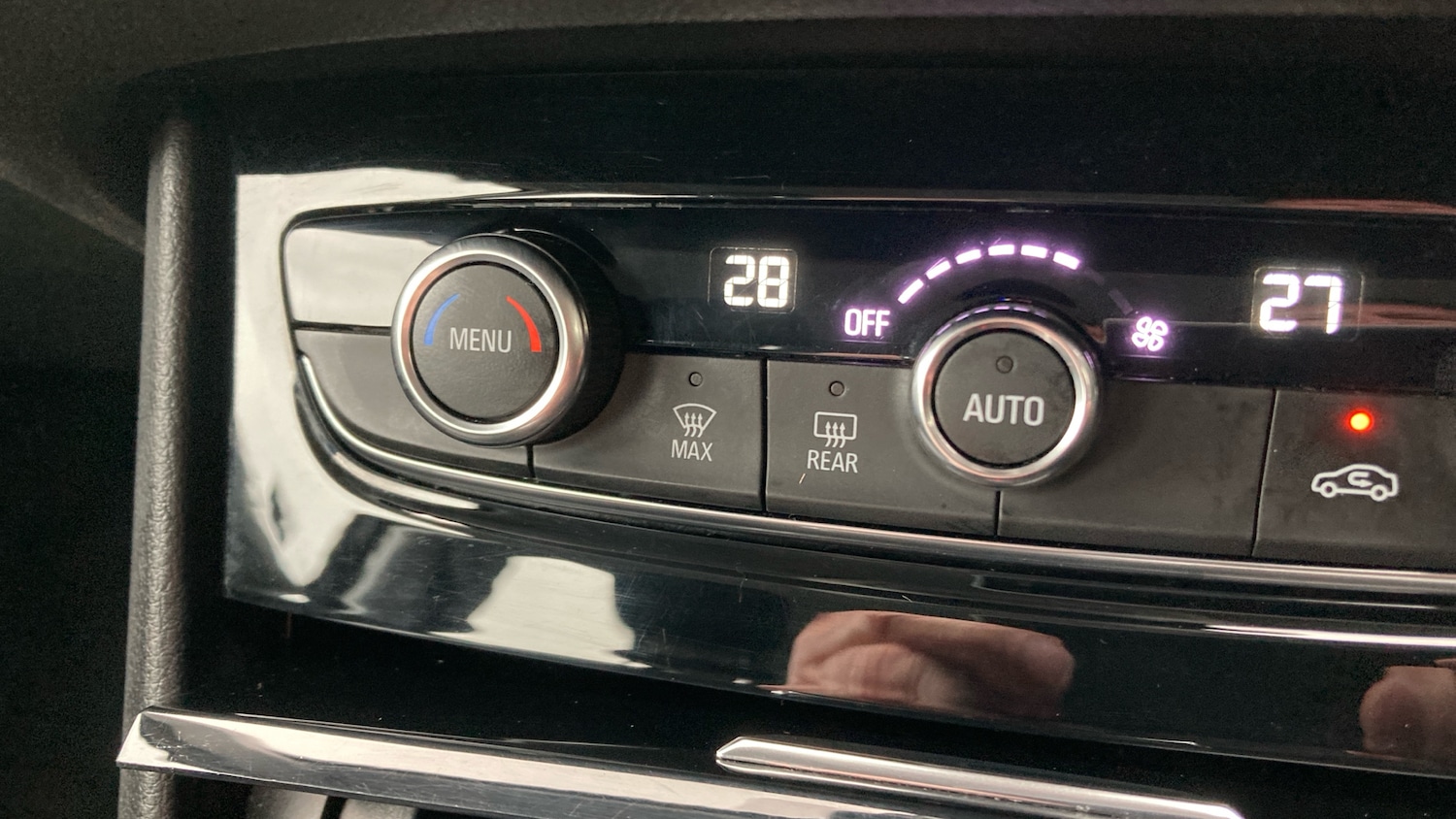 Used Vauxhall Grandland X 2018 for sale - 76922378: Photo 28