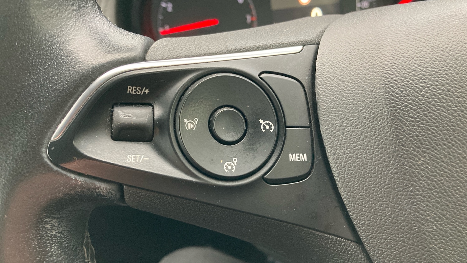 Used Vauxhall Grandland X 2018 for sale - 76922378: Photo 30