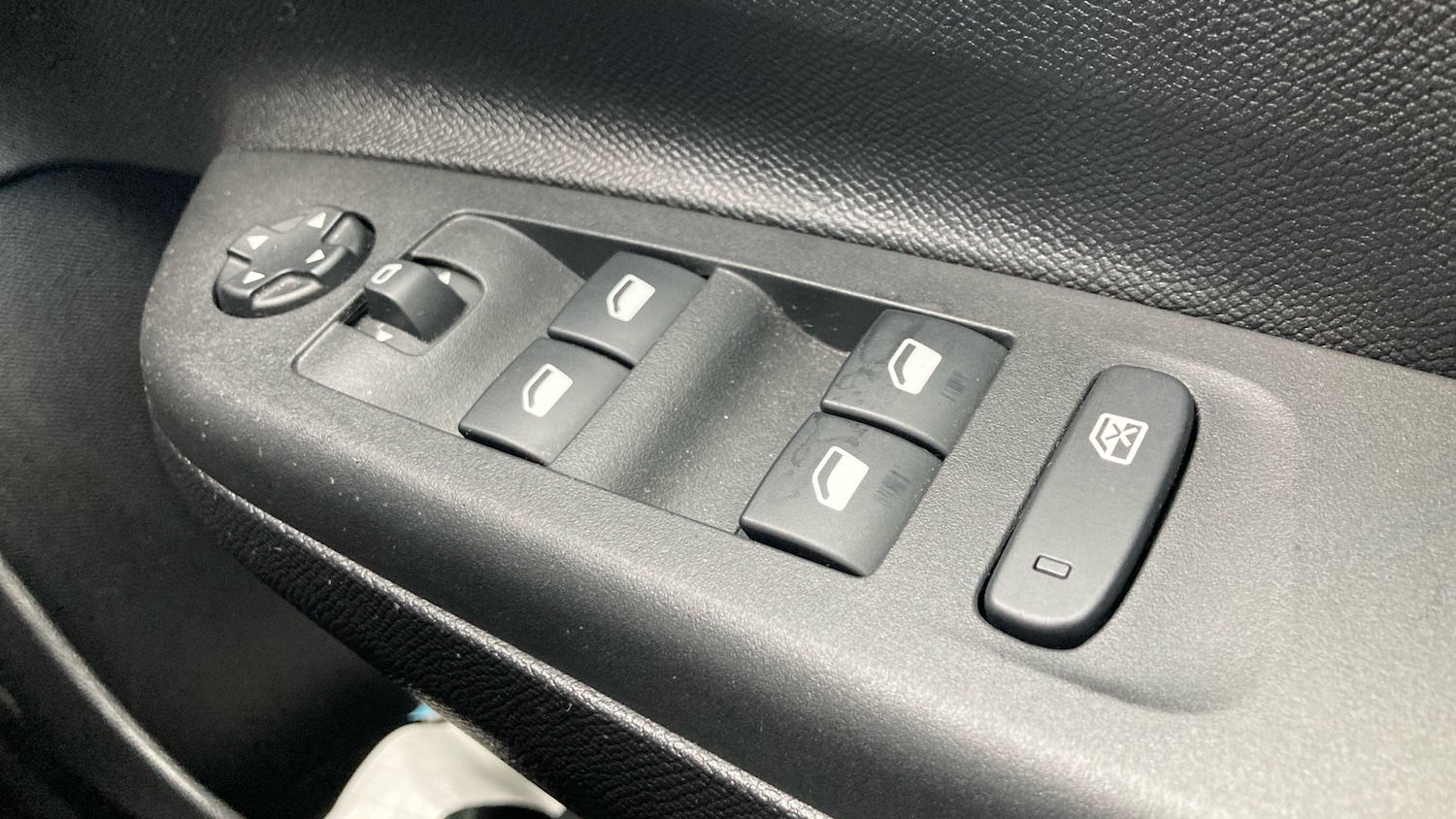 Used Vauxhall Corsa 2023 for sale - 77461100: Photo 29