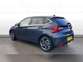 Used Hyundai i20 2022 for sale - 76412351: Photo