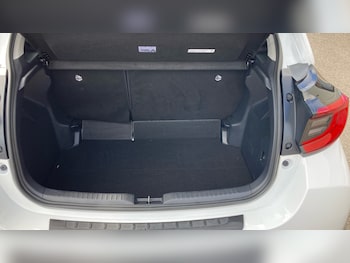 Used Toyota Yaris 2022 for sale - 78750439: Photo